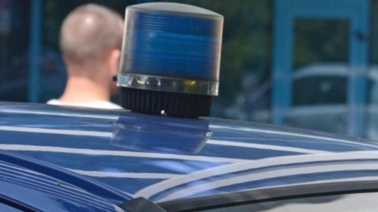 Арест за мъж, отвлякъл и склонявал момиче към проституция