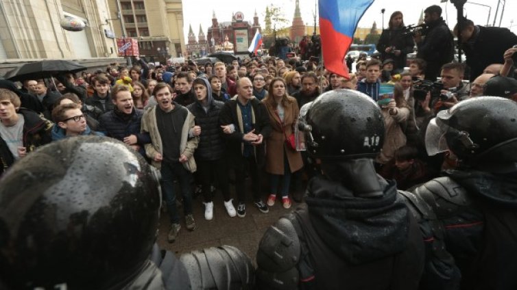 Демонстрация в Москва навръх рождения ден на Путин