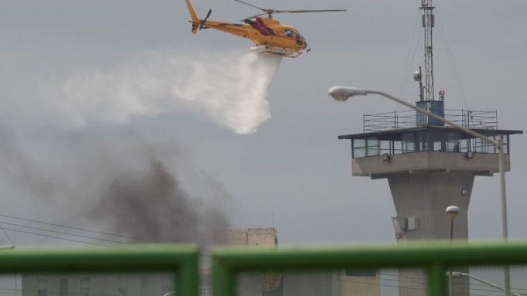 Най-малко 13 убити при бунт в затвор в Мексико