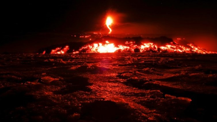 Апокалипсис? Супервулканът в Йелоустоун може да изригне по-рано