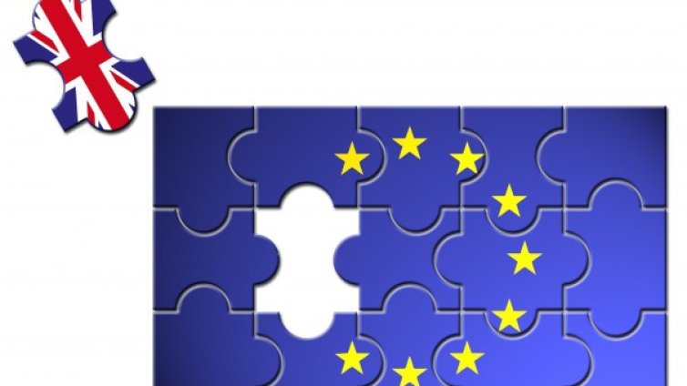 Преговорите за Brexit лъкатушат, но уверено вървят напред