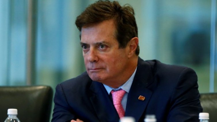 Бившият шеф на щаба на Тръмп - обвинен в заговор срещу САЩ