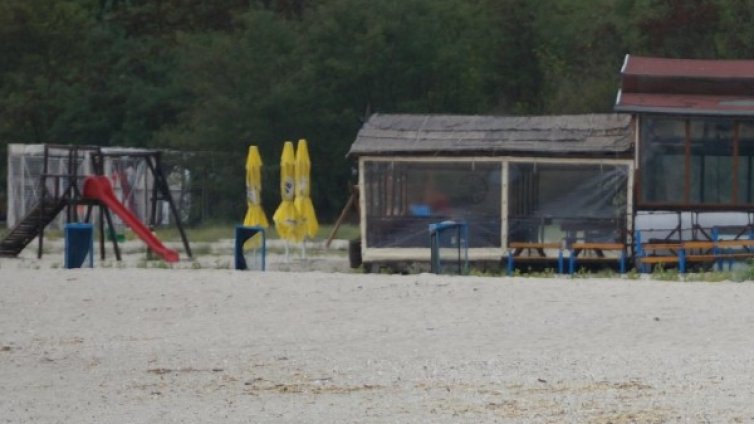 Ангелкова за премахването на обектите от плажа: Не подкрепям!