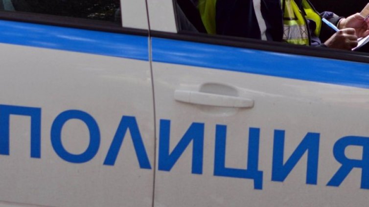 Камион разтоварвал отровни отпадъци на депо край Свищов