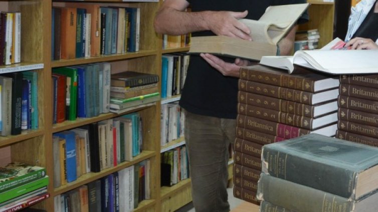 Библиотеките ни все по-търсени, а книгите - все по-стари! 