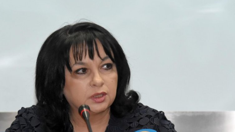 Министър Петкова: Без руски газ няма как да има газов хъб!