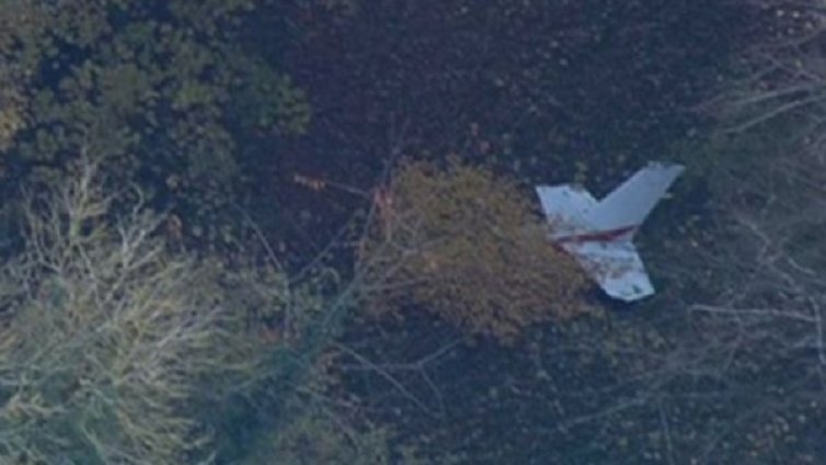 Хеликоптер и самолет се сблъскаха на Острова, има жертви