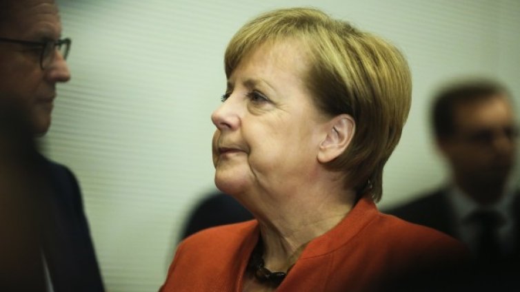 Меркел предпочита нов вот, но не и правителство на малцинството