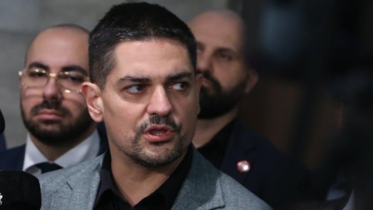 Радостин Василев чака Радев: За МЕЧ президентът е партньор