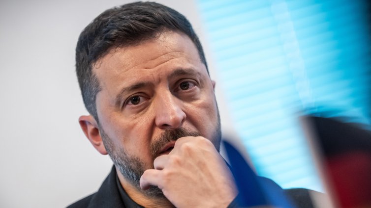 Защо Зеленски сменя правителството: ключовите моменти