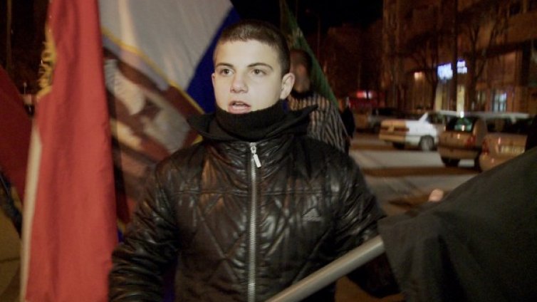 Патриотизъм или национализъм в "Да живее България"