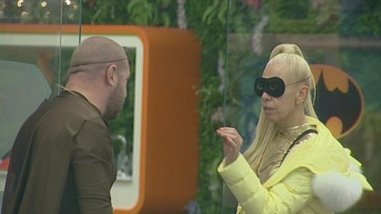 Луна &ndash; забравена певица, слаба актриса. Игнорираха я!