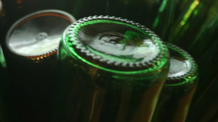 38-годишна уби мъж със стъклена бутилка в Плевен