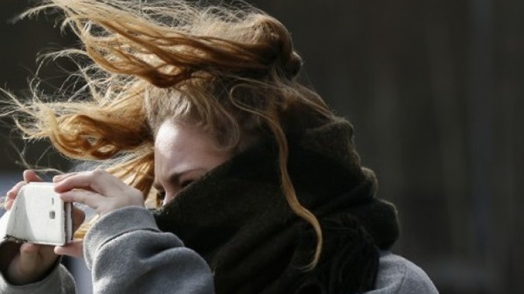 Жълт код за силен вятър в почти цялата страна