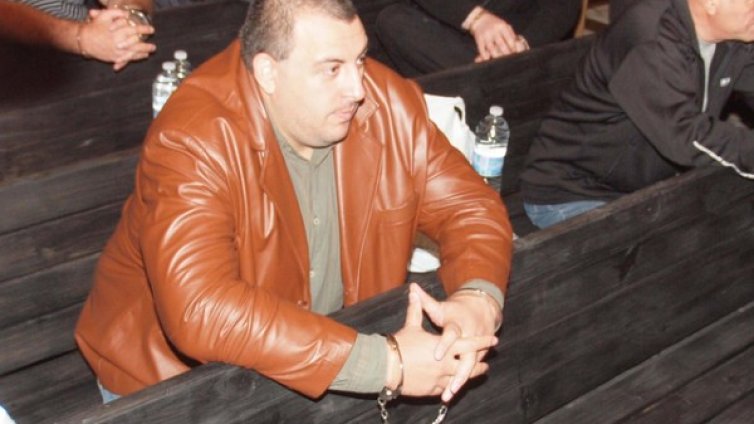 Доживотен затвор без право на замяна за Килърите