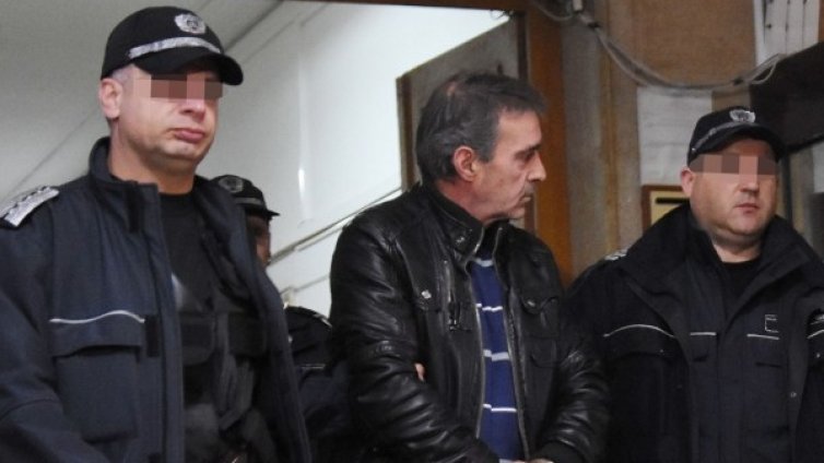 Адвокат в ареста &ndash; носил дрога в затвор, не знаел!? 