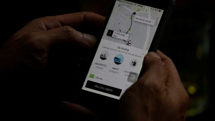 При развод с... телекома не всички приемат 3-те такси