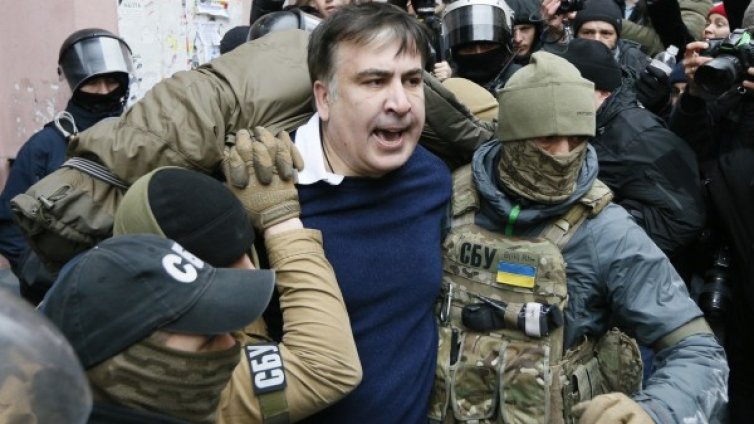 Саакашвили задържан от спецчасти в Киев