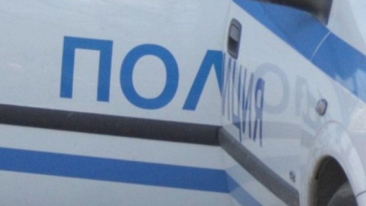 Откриха анаболни стероиди в автобус от Турция