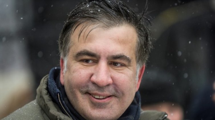 Саакашвили от затвора зове за импийчмънт на Порошенко