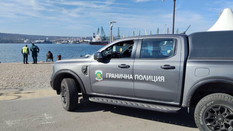 Екипажът на единия кораб, ударен край Варна, е изчезнал 