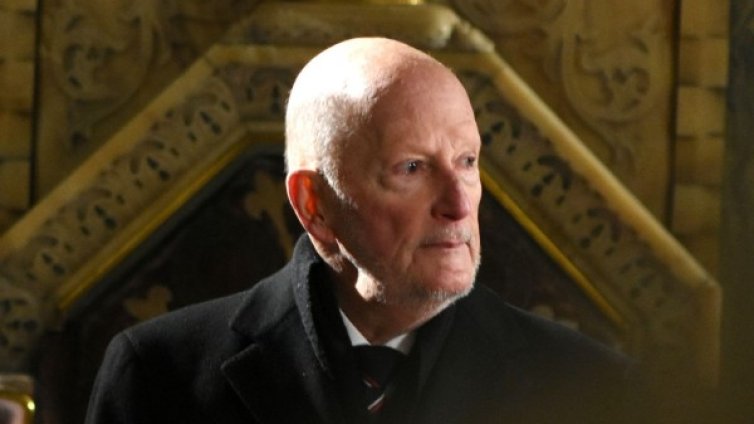 Топката е в депутатите: Закон решава за имотите на царя