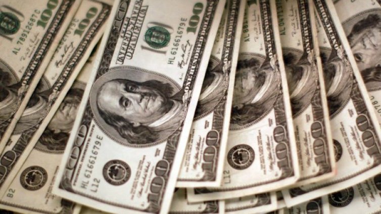 56-годишна остави до кофа $1600 и 29 лв., за ало апаши 