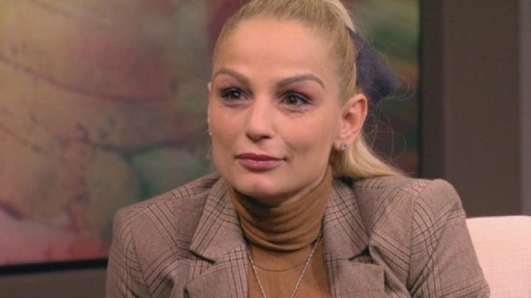 Деца без баща и без пенсия, майка им &ndash; богата. Дискриминация е!