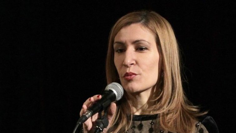 Колко са засегнатите от фалита на туроператора? Ангелкова търси