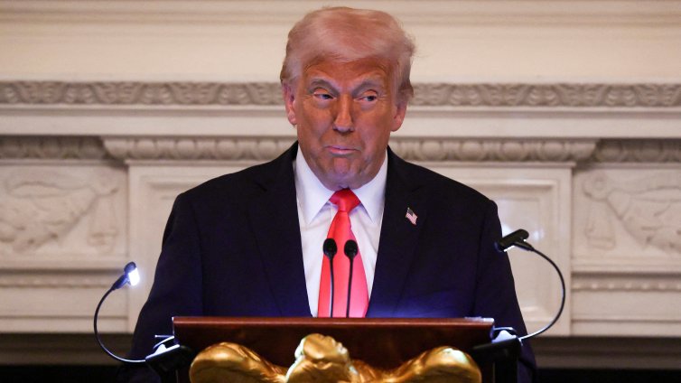 Русия и Украйна възприемат тактика спрямо Тръмп: Бъдете добри и действайте бавно