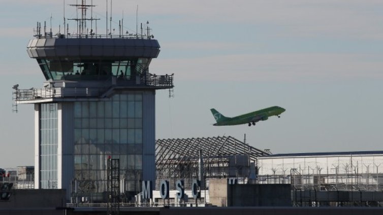 Закъснели и анулирани полети на летищата в Москва