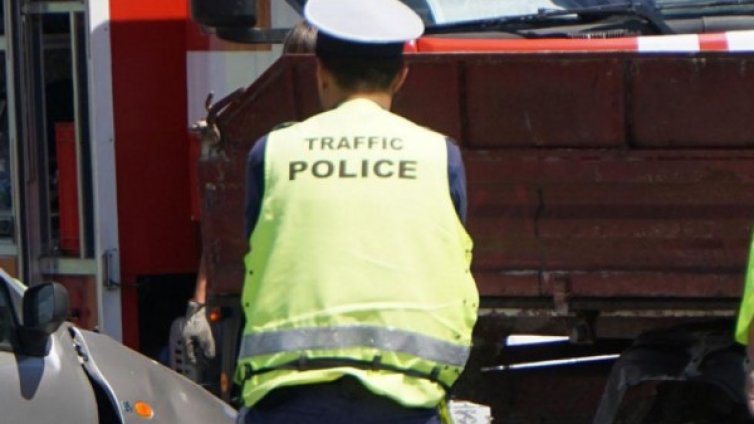 Огромно задръстване, заради верижна катастрофа на "Хемус"