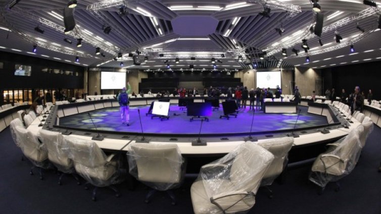 България начело на ЕС, но кормилото &ndash;  в големите държави