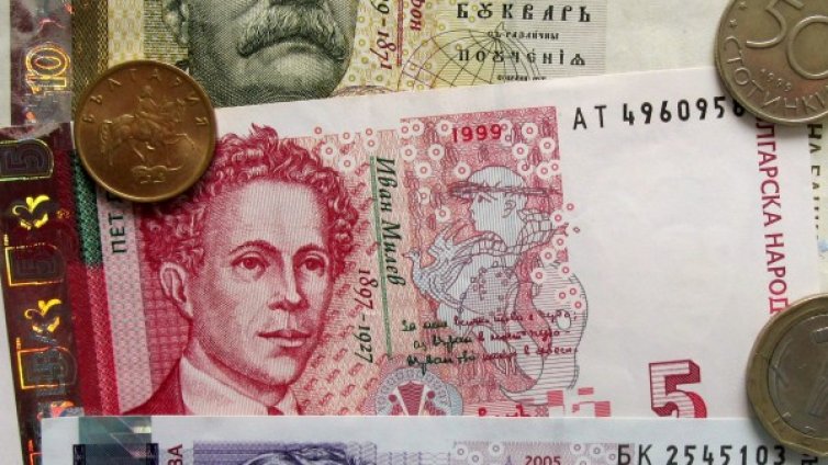 Топлата Коледа ще намали сметките за ток