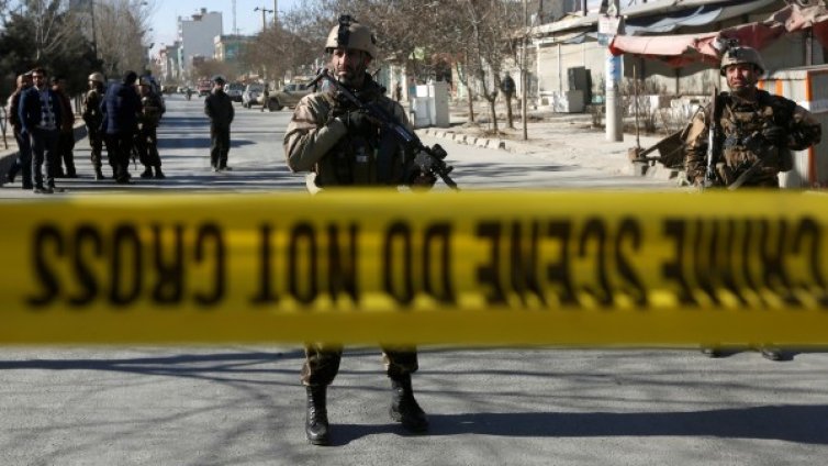 Нападатели открили стрелба в хотел в Кабул