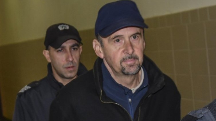 Окончателно: Топлото &ndash; невинен за валутни далавери!