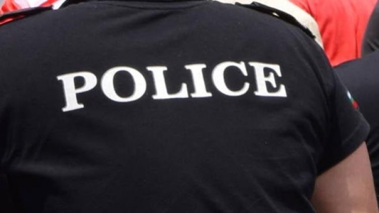 Пиян мъж преби 90-годишната си майка