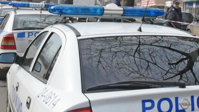 Мъж върна изгубени банкови карти! Ама празни&hellip;