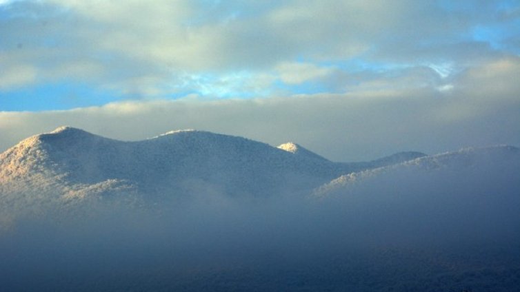 Времето и утре ще е студено и слънчево
