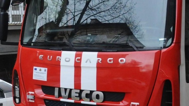 Дете загина при пожар в къща във Великотърновско