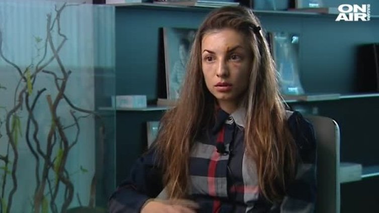 Агресия в мол: Юмрук в лицето след невинна забележка към дете