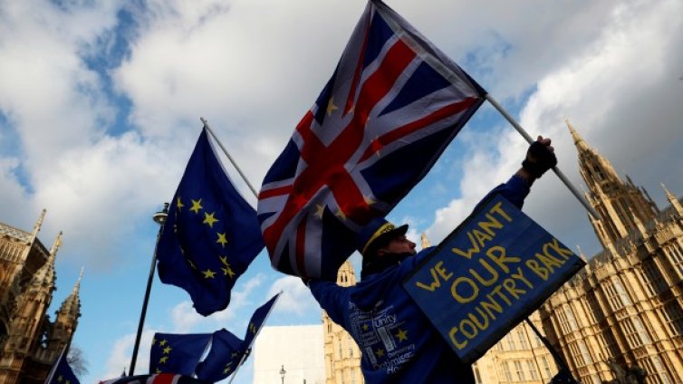 ЕС до Лондон: Оставяме ви парите, вземаме ви гласа