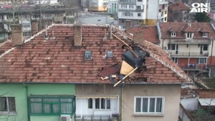 След бурята: Щети за близо 700 хил. лв. във Враца