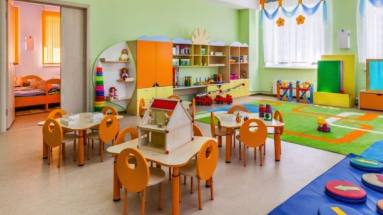 Родители на протест срещу насилието в детските градини