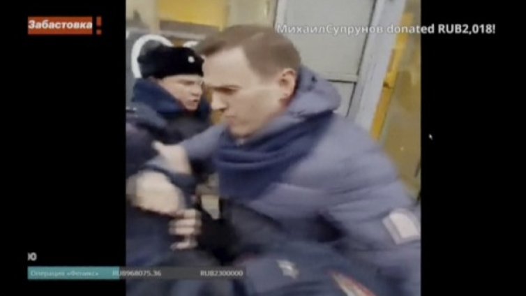 Арестуваха руския опозиционер Навални - за кратко