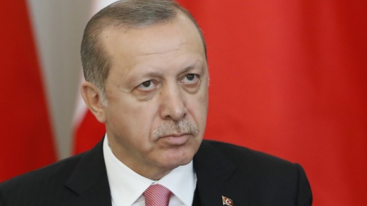 Закон срещу кръшкачите поиска Ердоган