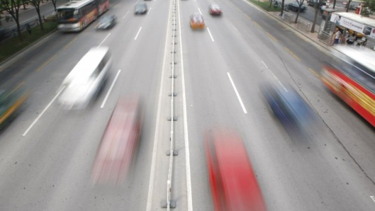 Суперкамери срещу джигити: Радар не ги лови и снимат надалече