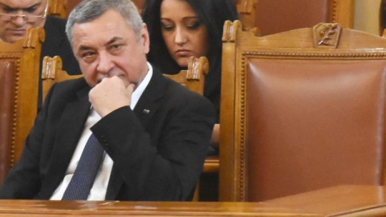 Симеонов: Опозицията има интерес да клати властта!