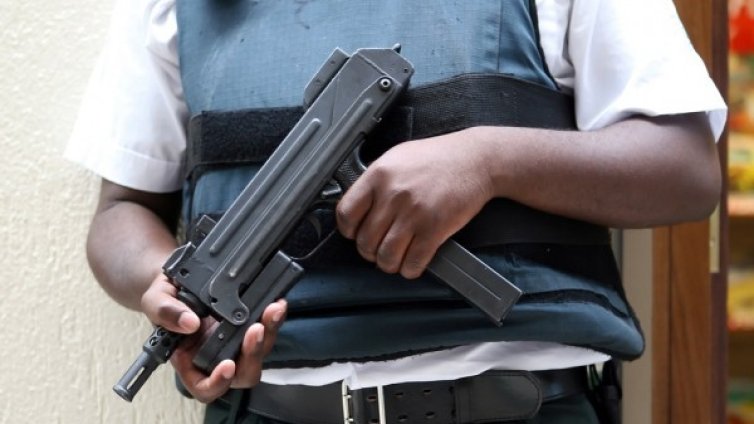 ЕП спира източниците на пари за терористи... с резолюция