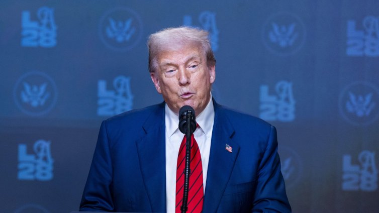 Белият дом: Тръмп е готов за среща с Путин, както и със Зеленски